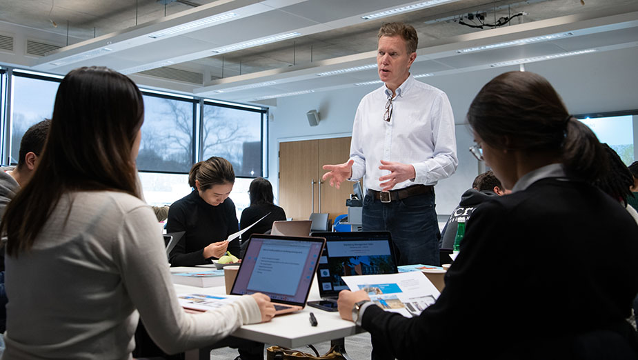 تحصیل در رشته MBA و مدیریت (مقطع کارشناسی ارشد) 1 تحصیل در رشته MBA