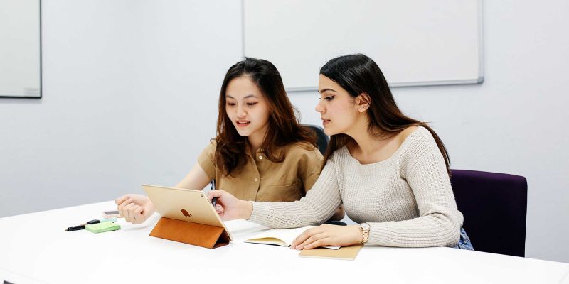 راهنمای سریع ثبت نام دانشگاه در انگلستان 4 زمان بندی ثبت نام دانشگاه های انگلیس