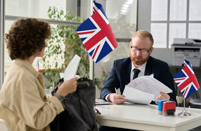 نکات طلایی برای مصاحبه ویزای دانشجویی انگلیس 2 نکات رفتاری و ظاهری در مصاحبه ویزای دانشجویی انگلیس