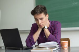 چالش های تحصیل در انگلیس