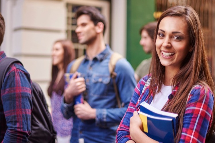 تحصیل کارشناسی ارشد در انگلیس 2 زندگی دانشجویان کارشناسی ارشد در انگلستان