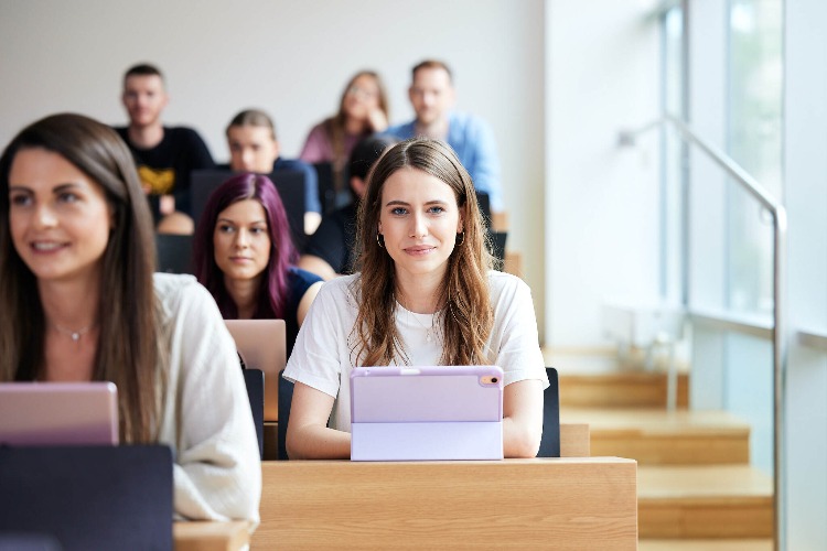 تحصیل مهندسی در اتریش: معرفی رشتهها و فرصتهای شغلی 1 شرایط پذیرش برای تحصیل مهندسی در اتریش