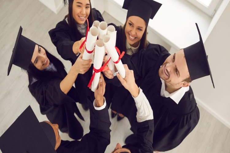 هزینه‌های تحصیل و زندگی در ایتالیا