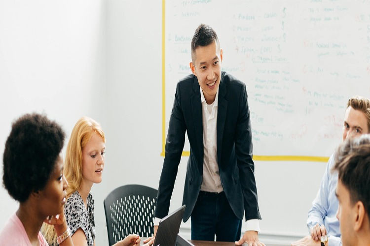 تحصیل مدیریت در انگلیس | رشته MBA 2 تحصیل MBA در انگلیس