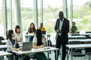 تحصیل علوم انسانی در انگلیس