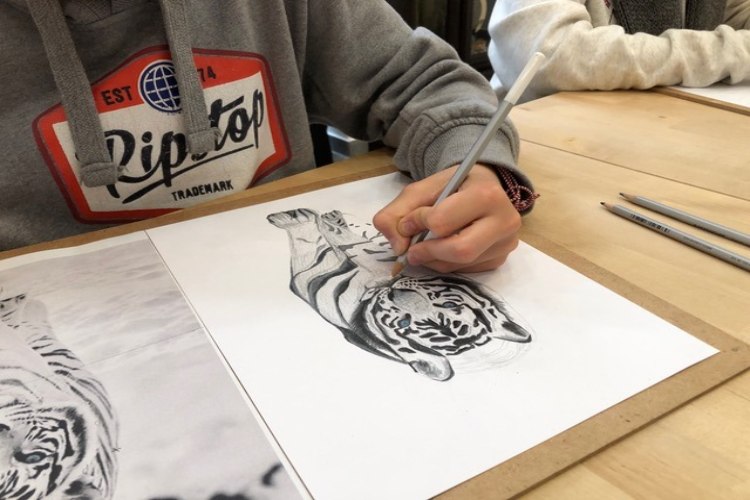 تحصیل هنر در اتریش 1 الزامات زبان برای تحصیل هنر در اتریش